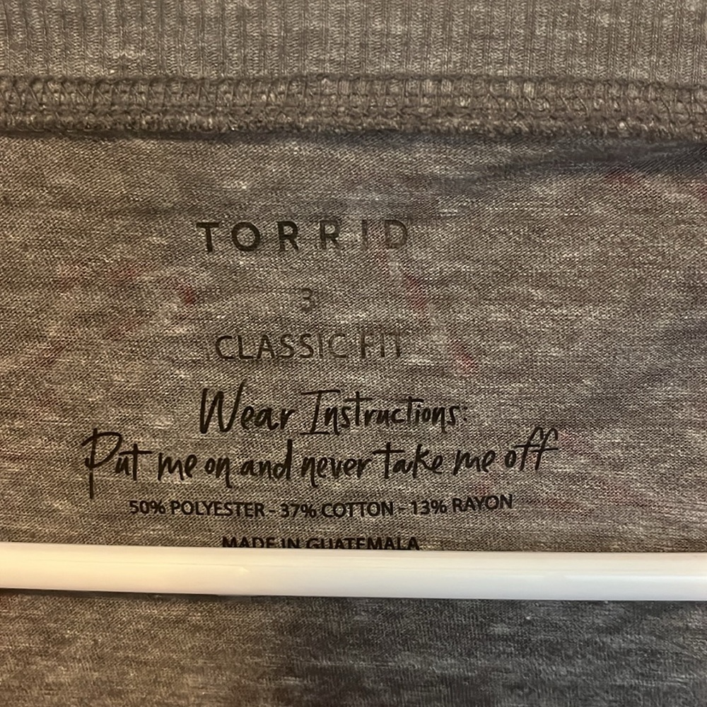 Candy cane Skull shirt. torrid - Picture 3 of 4